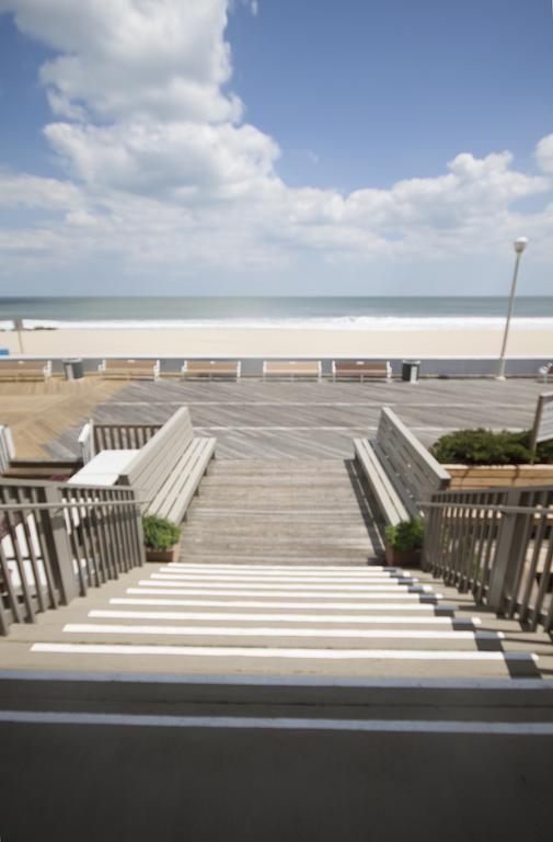Harrison Hall Hotel Ocean City Exteriör bild